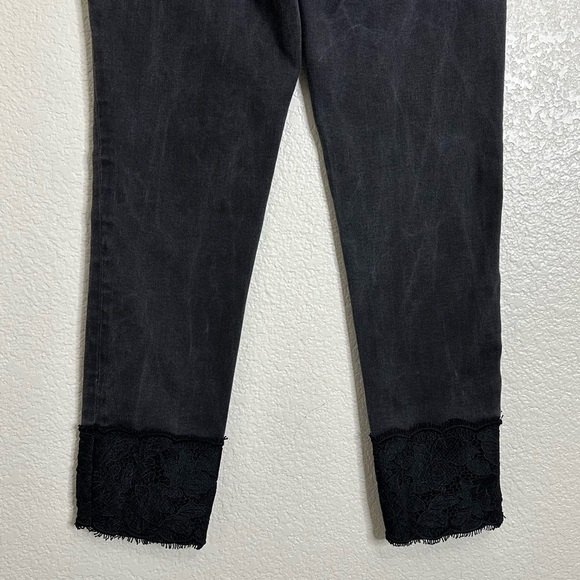 Ann Taylor The Skinny Light Washed Black Denim Lace-Hem Ankle Jeans, Size 8P - Picture 8 of 11
